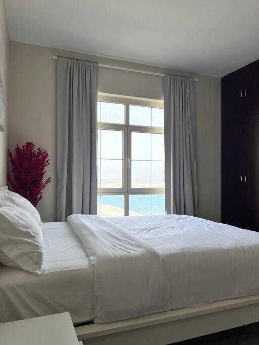Nazeel - Sea View Marina Apartment *